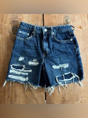 Forever 21 Distressed Dark Blue Denim Cutoff Shorts Women’s 24